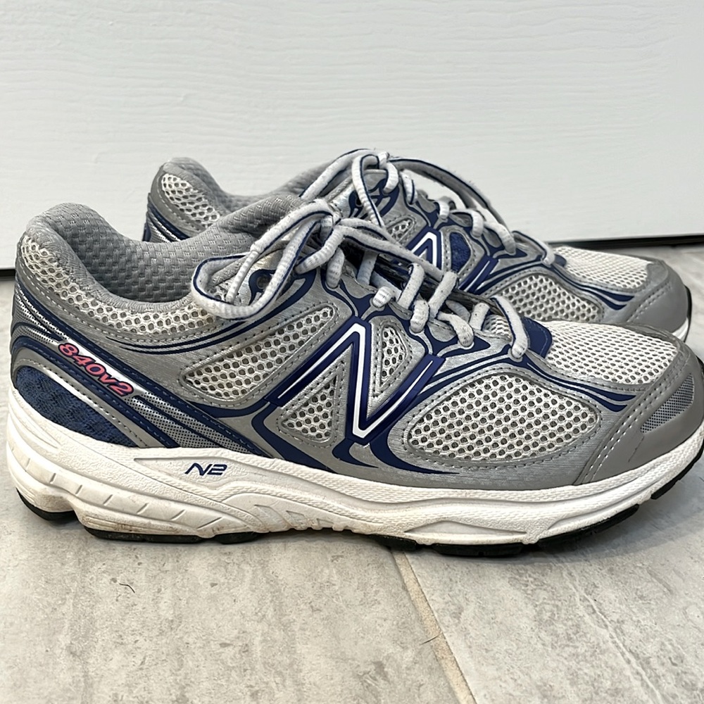 New Balance 840v2